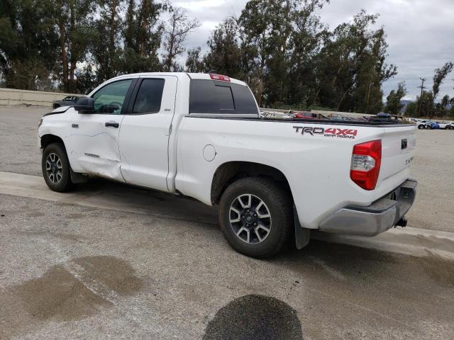5TFUY5F17MX983439 - 2021 TOYOTA TUNDRA DOUBLE CAB SR/SR5 WHITE photo 2