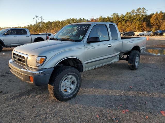 4TASM92N2YZ682487 - 2000 TOYOTA TACOMA XTRACAB PRERUNNER SILVER photo 1