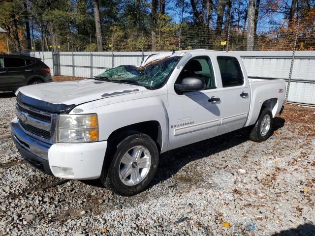 2011 CHEVROLET SILVERADO K1500 LT, 