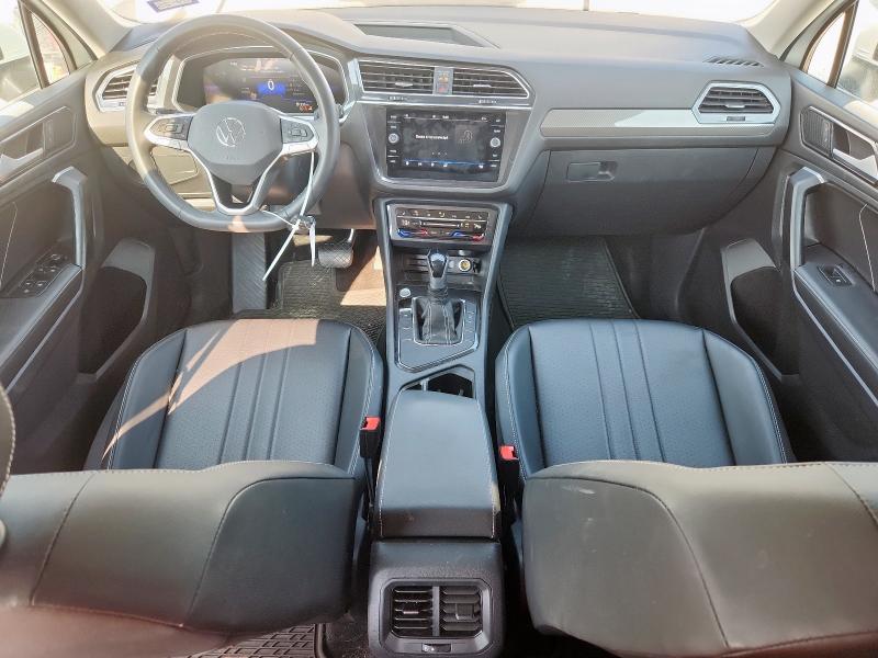 3VVNB7AX9PM118335 - 2023 VOLKSWAGEN TIGUAN SE أبيض صورة 8