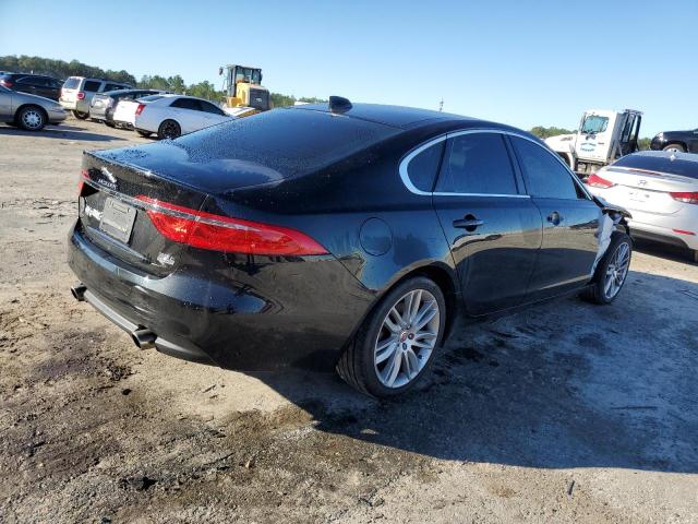 SAJBK4BV7HCY30277 - 2017 JAGUAR XF PRESTIGE BLACK photo 3