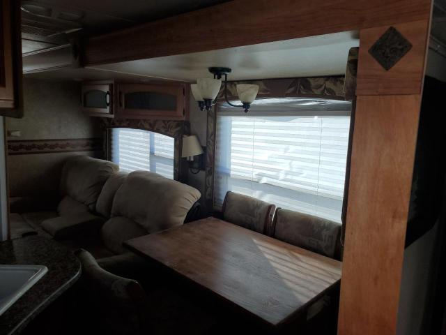 4YDT29728A1531703 - 2010 KEYSTONE SPRINTER WHITE photo 8