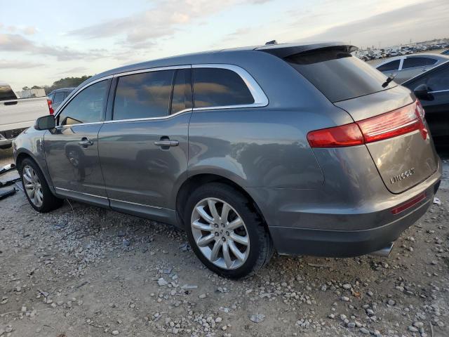 2LMHJ5FRXABJ03686 - 2010 LINCOLN MKT GRAY photo 2