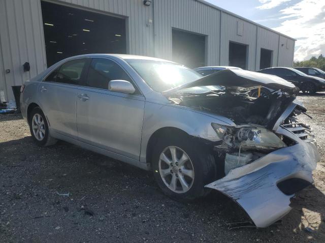 4T1BF3EK1BU148278 - 2011 TOYOTA CAMRY BASE 银色 照片 4