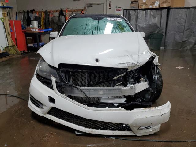 WDDGF8AB1DA804745 - 2013 MERCEDES-BENZ C 300 4MATIC WHITE photo 5