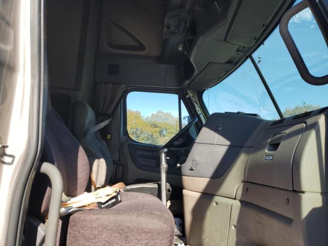 3AKJGLD54FSGA8503 - 2015 FREIGHTLINER CASCADIA 1 TWO TONE photo 5