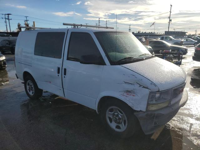 1GTDM19X14B503168 - 2004 GMC SAFARI XT WHITE photo 4