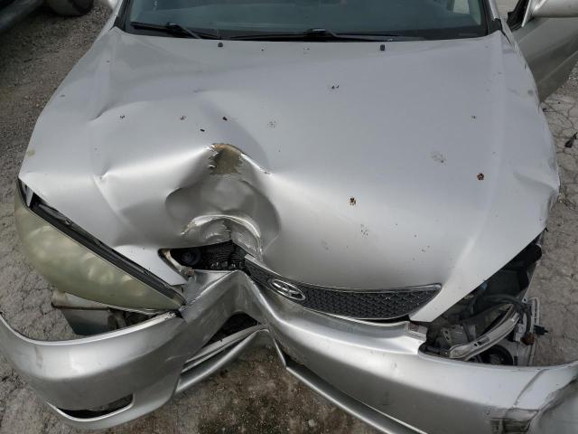 4T1BA32K55U505890 - 2005 TOYOTA CAMRY SE 银色 照片 11