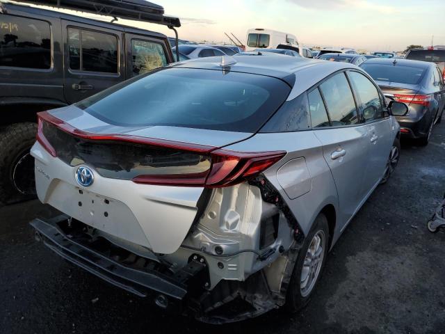 JTDKARFP6H3057683 - 2017 TOYOTA PRIUS PRIM SILVER photo 3