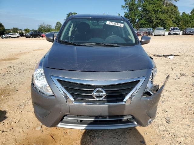 3N1CN7AP3HL847440 - 2017 NISSAN VERSA S GRAY photo 5
