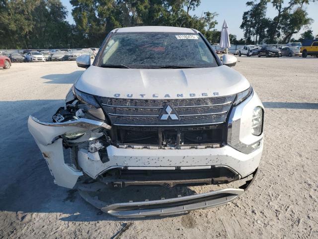 JA4J3UA82PZ022024 - 2023 MITSUBISHI OUTLANDER SE WHITE photo 5