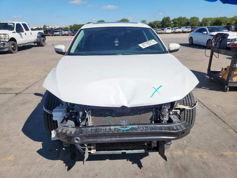 3VWDB7AJ1HM320414 - 2017 VOLKSWAGEN JETTA SE WHITE photo 5