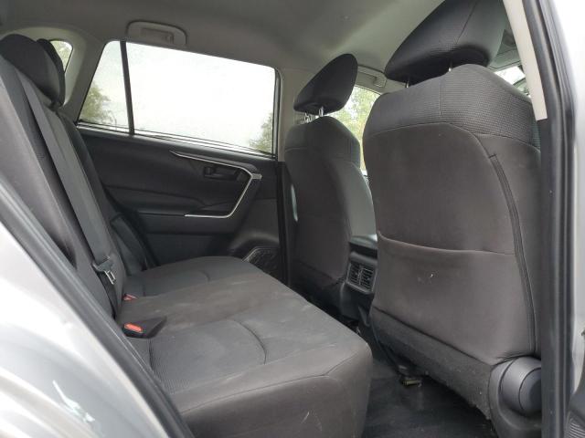 2T3G1RFV6NW289097 - 2022 TOYOTA RAV4 LE Plata foto 10