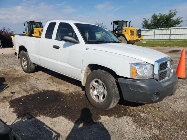 1D7HE22N95S293889 - 2005 DODGE DAKOTA ST WHITE photo 4