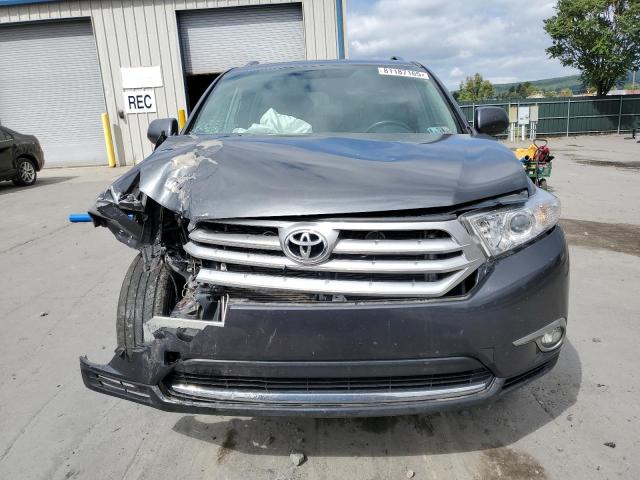 5TDBK3EH8DS214160 - 2013 TOYOTA HIGHLANDER BASE Gris foto 5