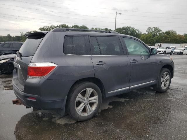 5TDBK3EH0CS154468 - 2012 TOYOTA HIGHLANDER BASE GRAY photo 3