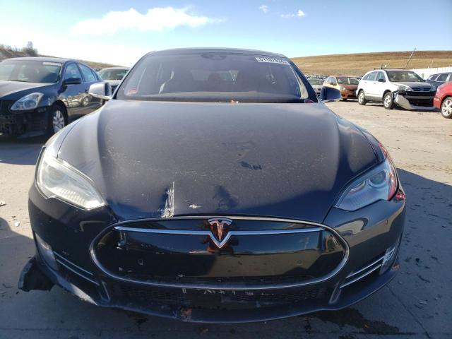 5YJSA1S21FF099433 - 2015 TESLA MODEL S 70D GRAY photo 5