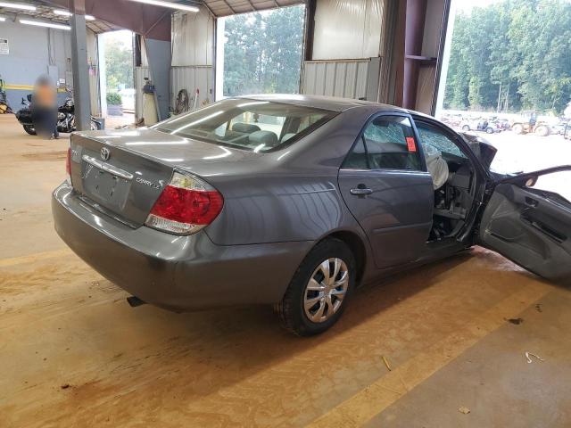 4T1BE32K35U517203 - 2005 TOYOTA CAMRY LE GRAY photo 3