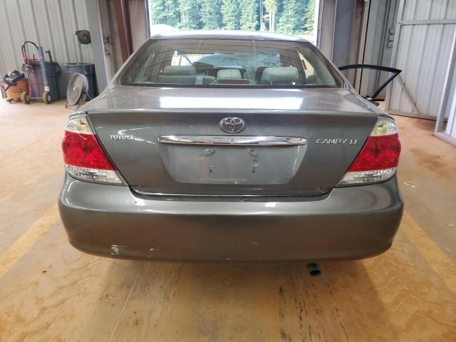 4T1BE32K35U517203 - 2005 TOYOTA CAMRY LE GRAY photo 6