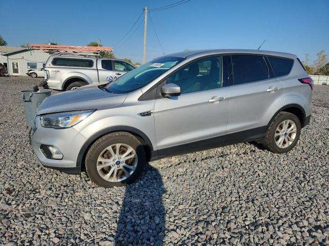 2017 FORD ESCAPE SE, 