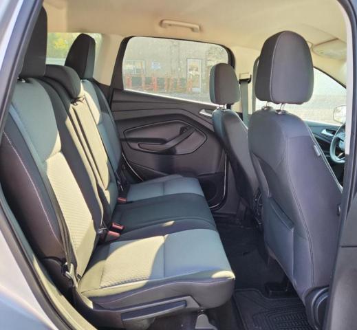 1FMCU0GD2HUD49929 - 2017 FORD ESCAPE SE Plata foto 10