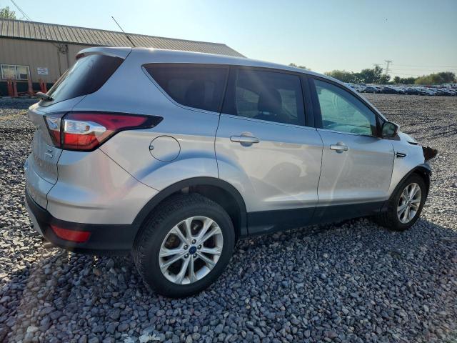 1FMCU0GD2HUD49929 - 2017 FORD ESCAPE SE Plata foto 3