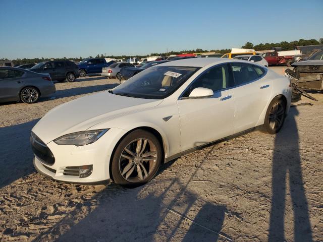 5YJSA1E19GF131582 - 2016 TESLA MODEL S WHITE photo 1