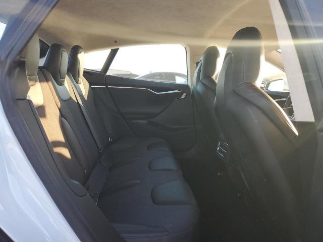 5YJSA1E19GF131582 - 2016 TESLA MODEL S WHITE photo 10