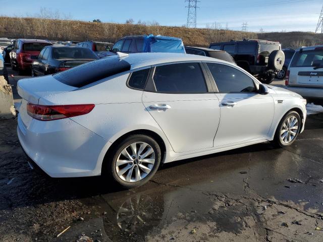 5XXGT4L38GG044968 - 2016 KIA OPTIMA LX WHITE photo 3