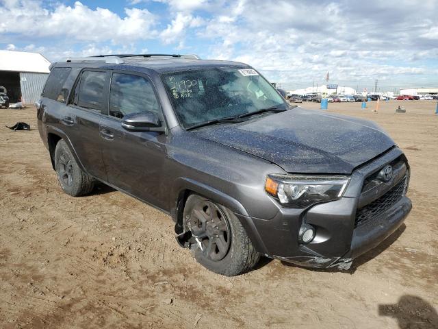 JTEBU5JR1J5523664 - 2018 TOYOTA 4RUNNER SR5/SR5 PREMIUM 灰色 照片 4