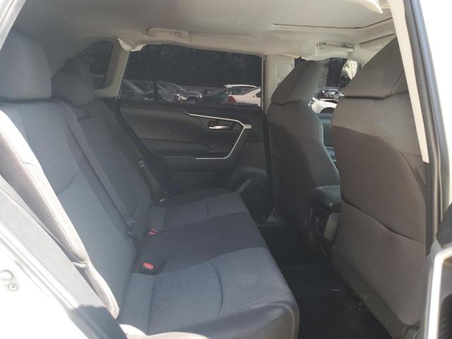 2T3W1RFV3NC197233 - 2022 TOYOTA RAV4 XLE WHITE photo 22