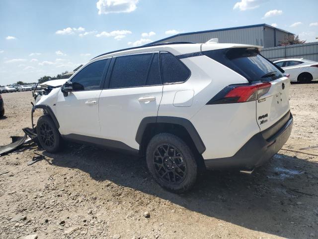 2T3W1RFV3NC197233 - 2022 TOYOTA RAV4 XLE WHITE photo 3
