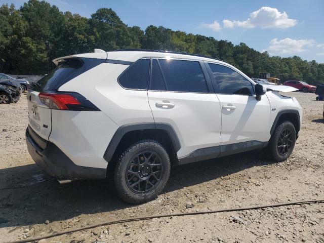 2T3W1RFV3NC197233 - 2022 TOYOTA RAV4 XLE WHITE photo 6