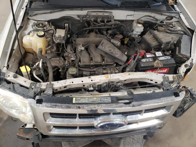 1FMCU93158KE54296 - 2008 FORD ESCAPE XLT WHITE photo 11