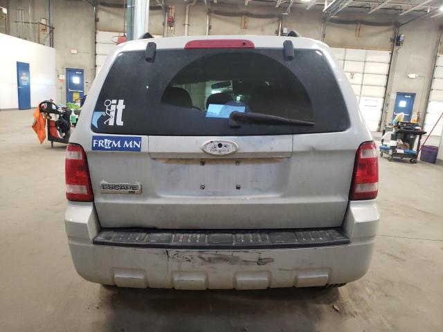 1FMCU93158KE54296 - 2008 FORD ESCAPE XLT WHITE photo 6