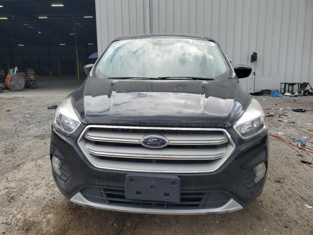1FMCU0GD1KUB38311 - 2019 FORD ESCAPE SE შავი ფოტო 5