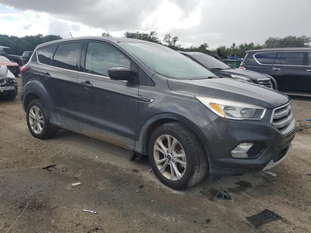 1FMCU0GD9KUA12004 - 2019 FORD ESCAPE SE შავი ფოტო 4