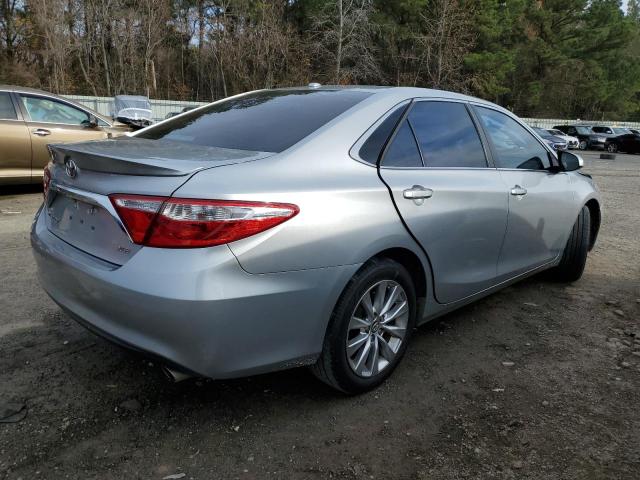 4T1BF1FK3HU799441 - 2017 TOYOTA CAMRY LE SILVER photo 3