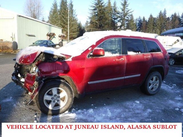 1C4RJFAG3CC294502 - 2012 JEEP GRAND CHER LAREDO RED photo 2