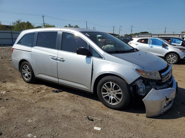 5FNRL5H67DB060482 - 2013 HONDA ODYSSEY EXL SILVER photo 4