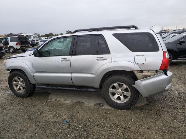 JTEBU14R168068440 - 2006 TOYOTA 4RUNNER SR5 SILVER photo 2