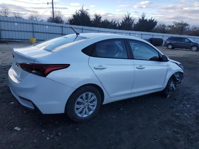 3KPC24A37KE052453 - 2019 HYUNDAI ACCENT SE WHITE photo 3