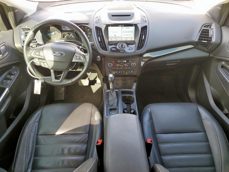 1FMCU9J92JUD58600 - 2018 FORD ESCAPE TITANIUM თეთრი ფოტო 8