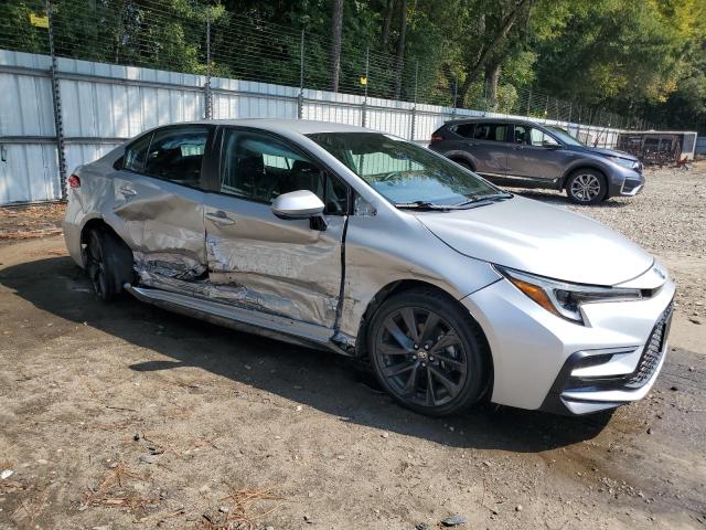 5YFS4MCE6RP174315 - 2024 TOYOTA COROLLA SE Արծաթագույն լուսանկար 4