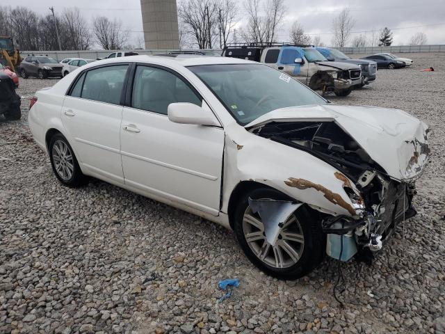 4T1BK36B97U233452 - 2007 TOYOTA AVALON XL WHITE photo 4