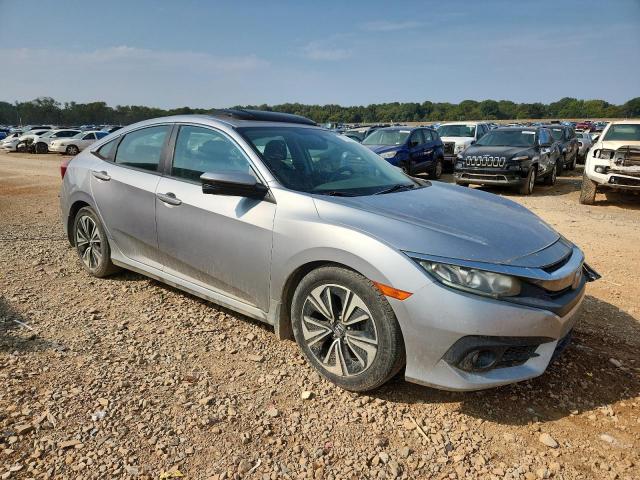 19XFC1F31GE031834 - 2016 HONDA CIVIC EX SILVER photo 4