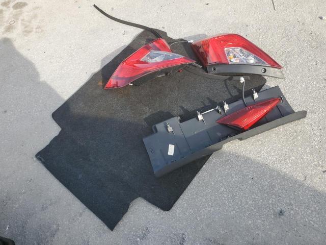 19XFC2F59JE028727 - 2018 HONDA CIVIC LX فحمي صورة 12