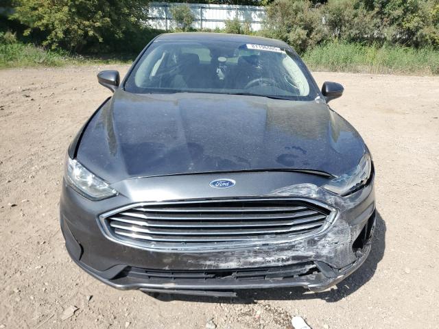 3FA6P0HD2KR249731 - 2019 FORD FUSION SE Gris photo 5