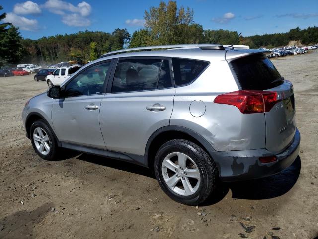 2T3RFREV2EW203294 - 2014 TOYOTA RAV4 XLE 银色 照片 2