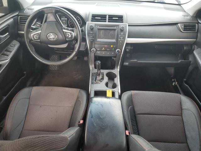 4T1BF1FK0HU621535 - 2017 TOYOTA CAMRY LE SILVER photo 8